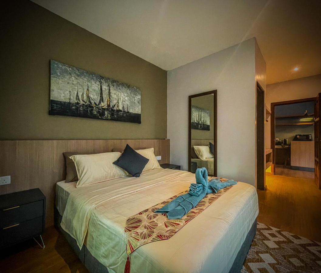 Royale Riviera Resort Private Pool Villas Pantai Cenang  Exterior photo