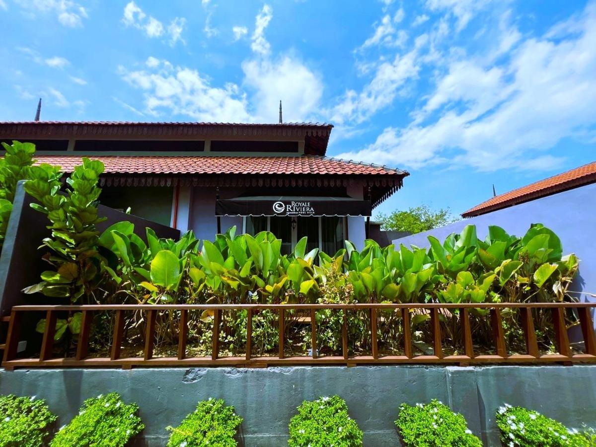 Royale Riviera Resort Private Pool Villas Pantai Cenang  Exterior photo