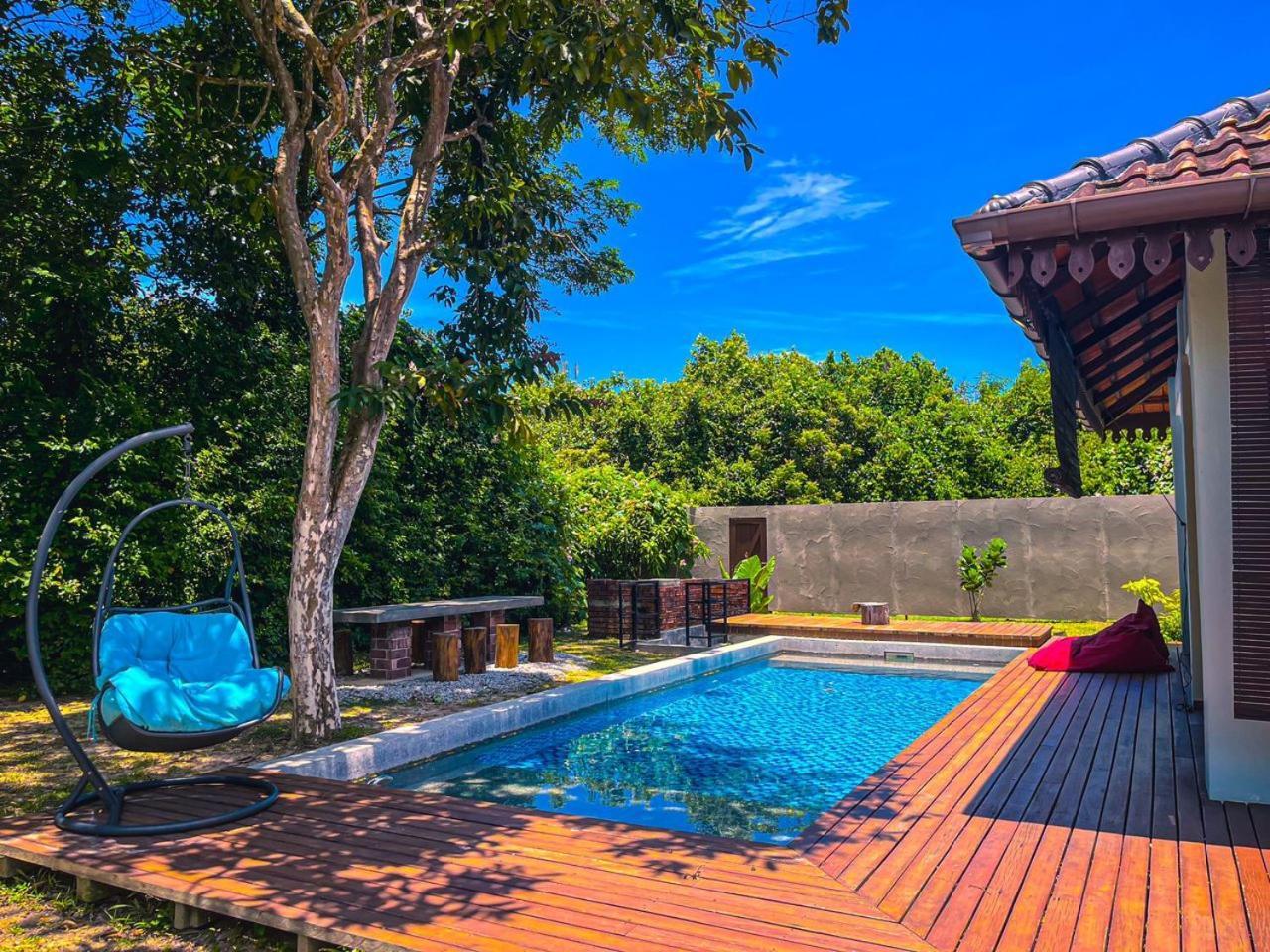 Royale Riviera Resort Private Pool Villas Pantai Cenang  Exterior photo
